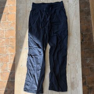 Lululemon women’s navy drawstring joggers
